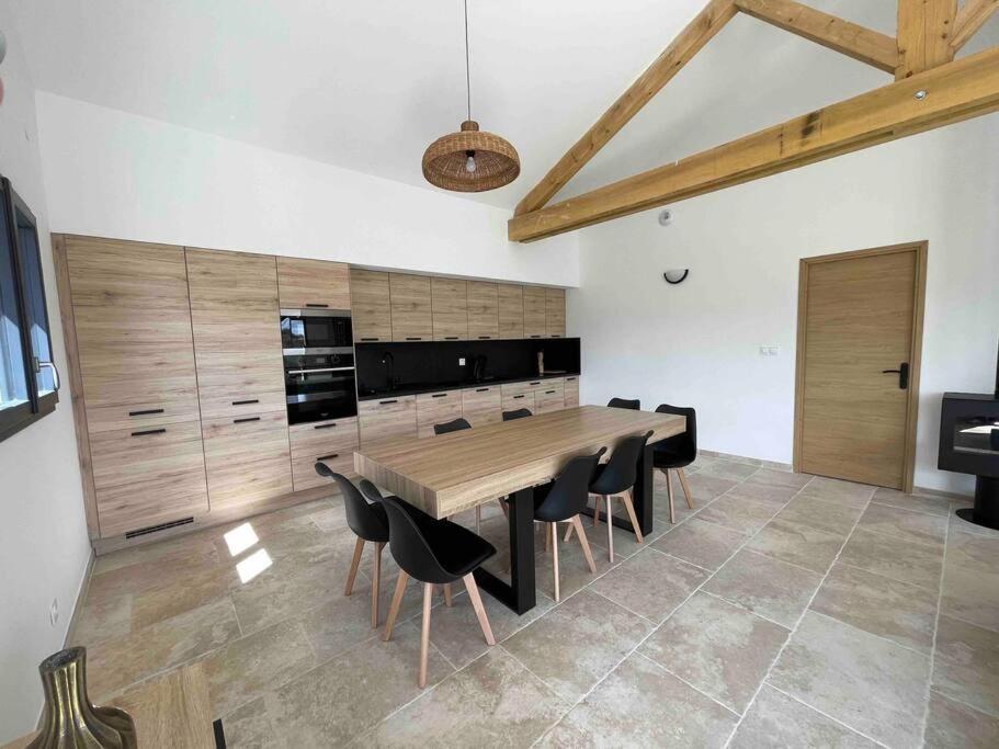 Villa 8Pers Au Calme Avec Superbe Vue Barbecue Wifi La Panouse  Luaran gambar